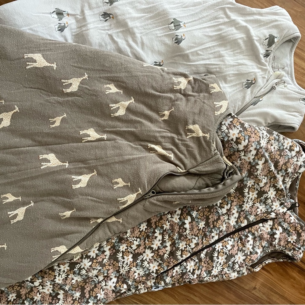 Gunamuna Sleep Sacks - 3-9 months 2.6 & 1.0 TOGs